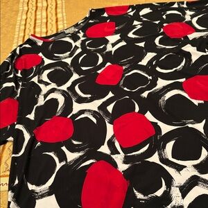 Niche Black and Red Abstract Patterned Tunic, Long Sleeves, Asymmetrical Hem, 3X